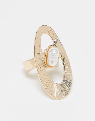 ASOS DESIGN - Goldfarbener Ring mit Kunstperle und ovalem Detail