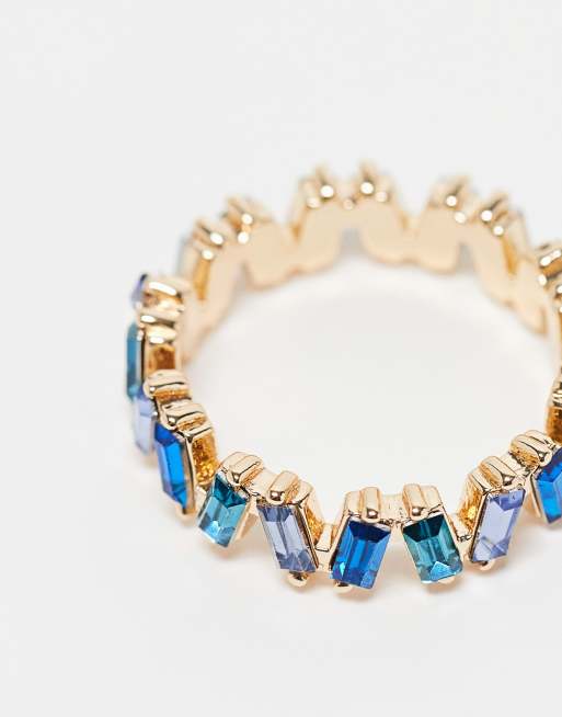 ASOS DESIGN – Goldfarbener Ring mit Schmucksteinen in abgestimmten Blautönen im Baguette-Schliff, 2 von 4