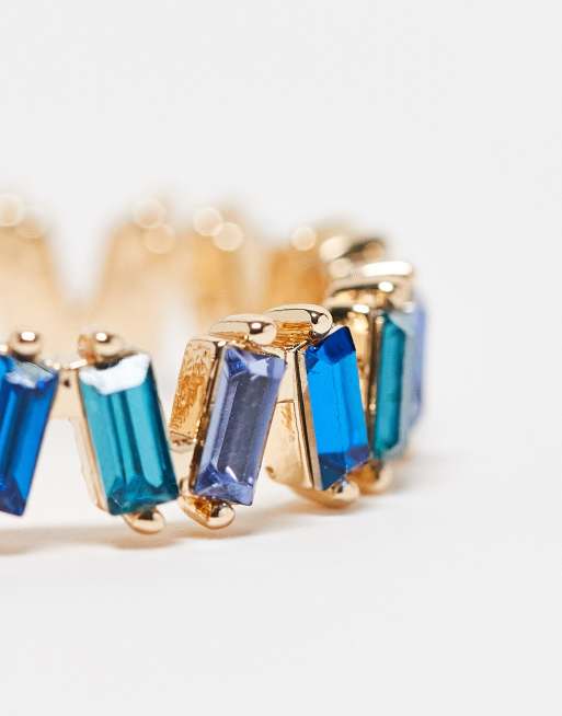 ASOS DESIGN – Goldfarbener Ring mit Schmucksteinen in abgestimmten Blautönen im Baguette-Schliff, 3 von 4