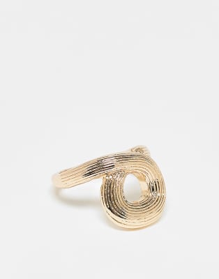 ASOS DESIGN - Goldfarbener Ring mit verdrehtem Schlaufendetail