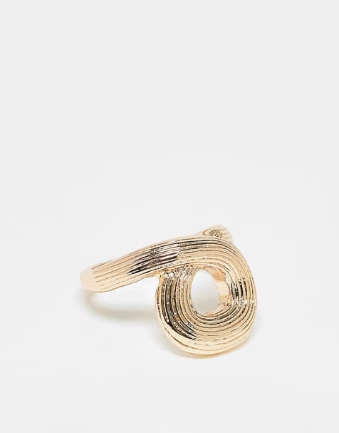 ASOS DESIGN – Goldfarbener Ring mit verdrehtem Schlaufendetail - view 1