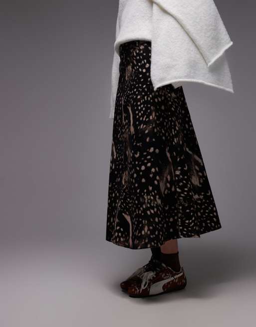 ASOS DESIGN - Gonna di jeans a ruota con stampa animalier, 5 di 5