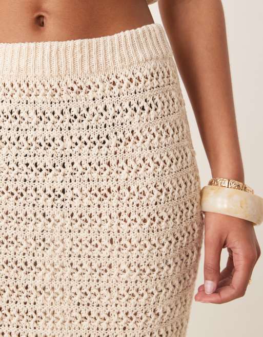 ASOS DESIGN - Gonna lunga all'uncinetto color pietra con frange in coordinato, 4 di 5