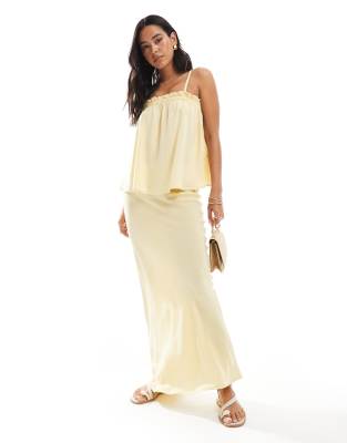 ASOS DESIGN - Gonna lunga color latticello in misto lino con taglio sbieco