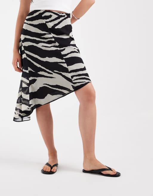 ASOS DESIGN - Gonna lunga in chiffon con fondo asimmetrico e stampa zebrata, 2 di 5