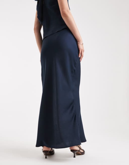 ASOS DESIGN Gonna lunga in raso blu navy a vita bassa in