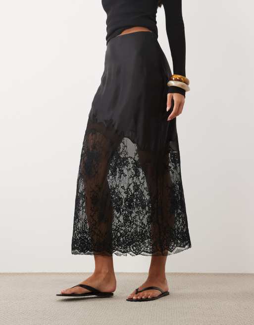 ASOS DESIGN gonna lunga in raso con orlo in pizzo nera, 2 di 5