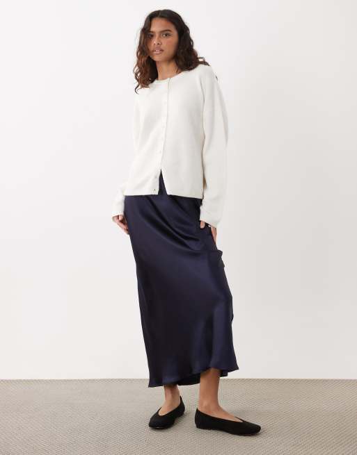 ASOS DESIGN gonna lunga in raso taglio sbieco blu navy, 1 di 5
