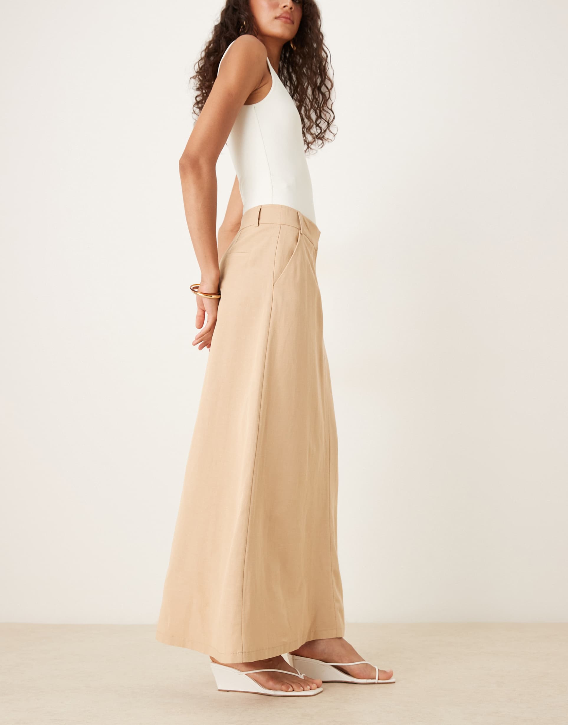 ASOS DESIGN - Gonna lunga sartoriale in misto lino neutra