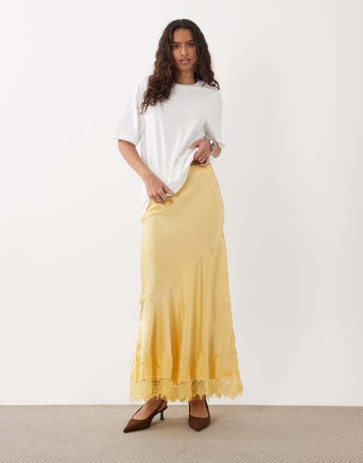 ASOS DESIGN gonna maxi a sirena con orlo in pizzo color buttermilk, 1 di 5