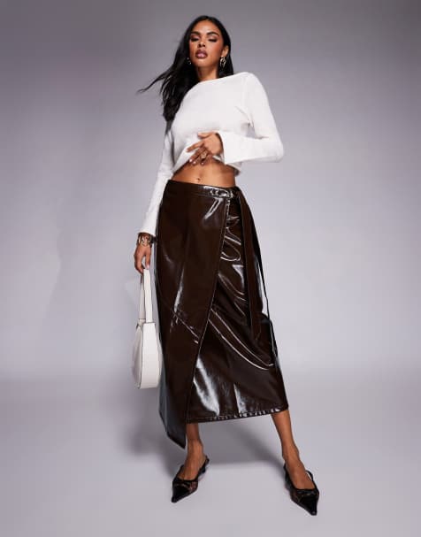 ASOS DESIGN - Gonna midi a portafoglio in pelle sintetica lucida bordeaux - view 1