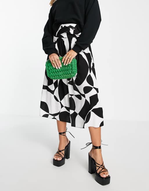 ASOS DESIGN - Gonna midi a ruota con bottoni in vita e dettaglio con stampa astratta monocromatica 