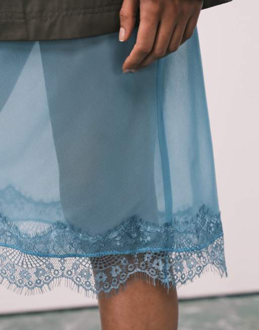 ASOS DESIGN - Gonna midi blu trasparente con fondo in pizzo, 3 di 5