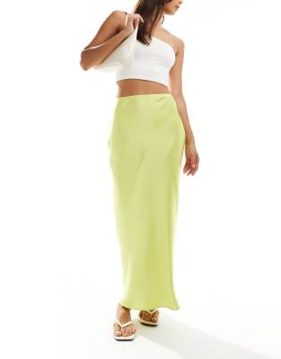 ASOS DESIGN - Gonna midi in raso color limone con taglio sbieco