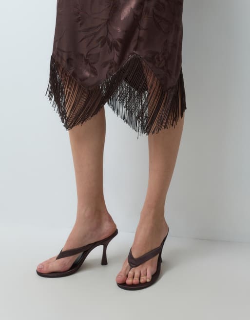 ASOS DESIGN gonna midi in raso jacquard con frange, 5 di 5