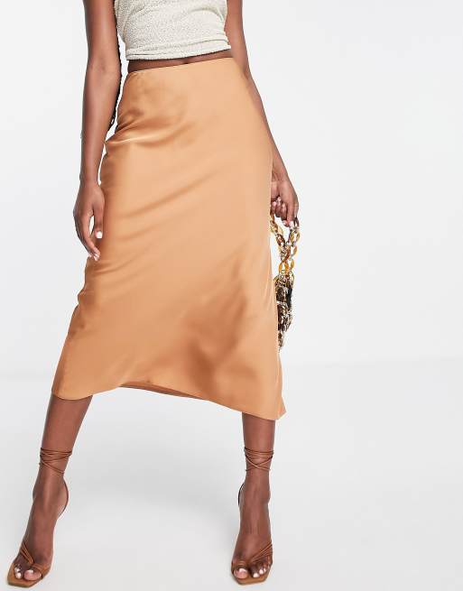 ASOS DESIGN Gonna midi taglio sbieco in raso color cuoio
