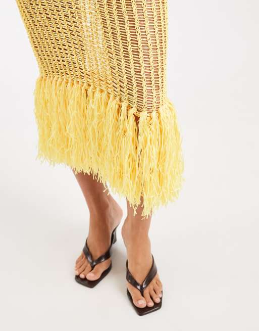ASOS DESIGN - Gonna traforata gialla con fondo con frange in coordinato, 3 di 5