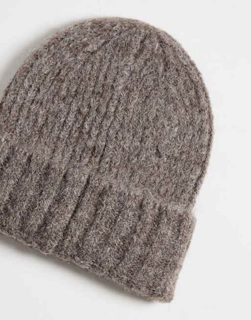 ASOS DESIGN gorro de punto cepillado jaspeado en marrón topo, 2 de 3