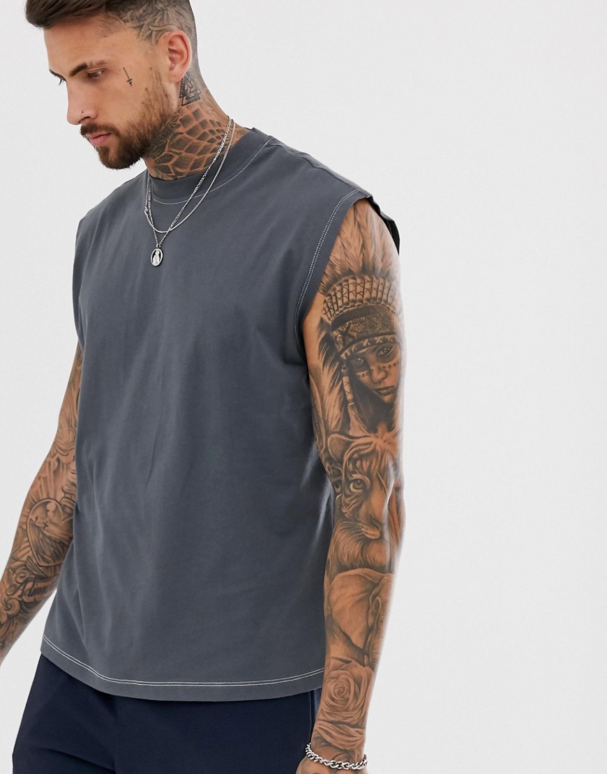 ASOS DESIGN – Grå ärmlös t-shirt i oversize-modell med kontrastsöm