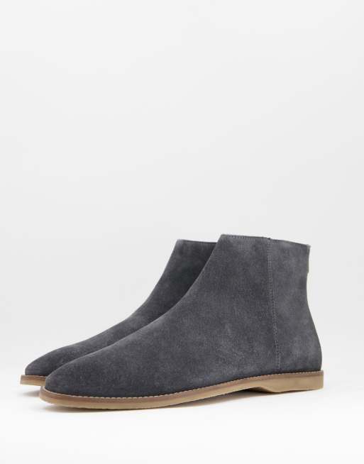 ASOS DESIGN – Grå chelseaboots i mocka med naturfärgad sula