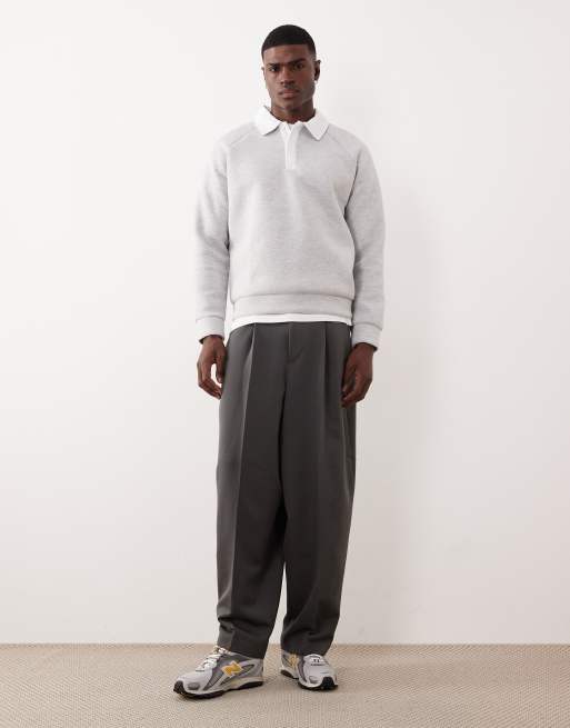 ASOS DESIGN – Grå, kraftig sweatshirt i scubaliknande tyg med kontrastfärgad pikékrage, 2 av 5