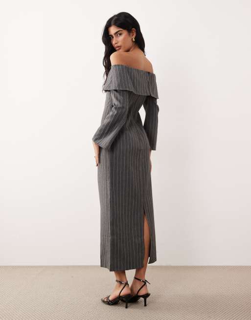 ASOS DESIGN – Grå, kritstrecksrandig fodralklänning i midilängd med bara axlar, 3 av 4