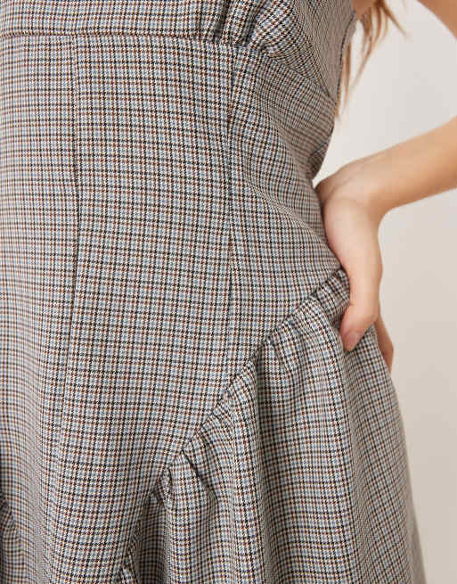 ASOS DESIGN - Grå minikjole med korsetdesign og tern, 3 af 4