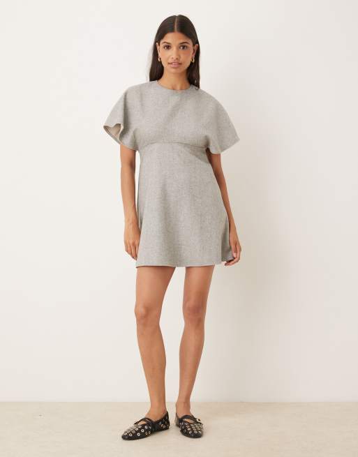 ASOS DESIGN - Grå minikjole med syning underbrystet og indsyninger i taljen, 2 af 4