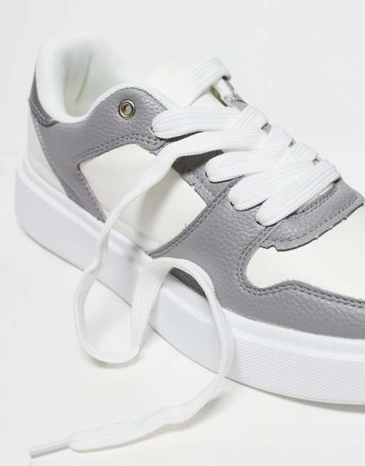 ASOS DESIGN – Grå och vita sneakers, 3 av 5