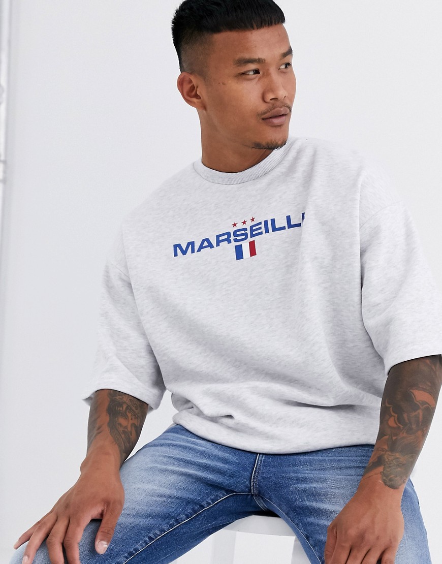ASOS DESIGN - Grå oversized sweatshirt med korte ærmer og Marseille-print