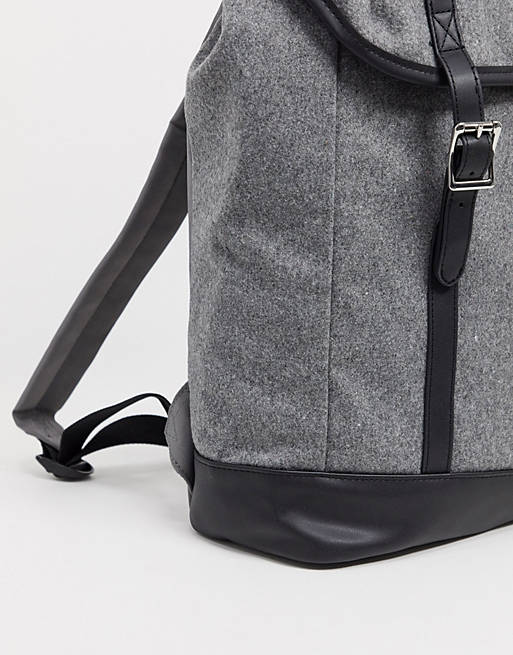 fangst detail Depression ASOS DESIGN - Grå rygsæk med kontrasterende bund i imiteret læder | ASOS
