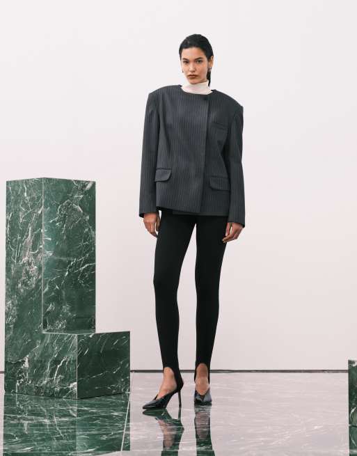 ASOS DESIGN - Grå skræddersyet blazer uden krave med skulderpuder og nålestriber, 2 af 4