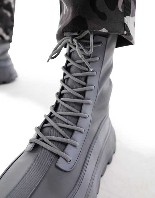 ASOS DESIGN – Grå, slitna, grova sockboots med snörning i neopren, 2 av 4