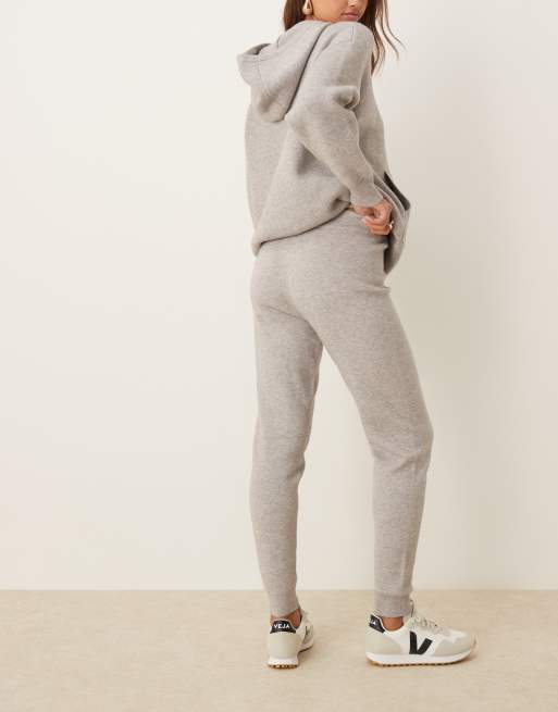 ASOS DESIGN – Grå stickade mjukisbyxor med paneler, del av set, 3 av 5