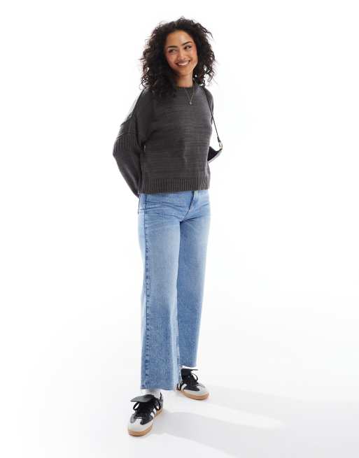 ASOS DESIGN - Grå striktrøje med rund hals og ribstrikkede detaljer på ærmerne, 4 af 4