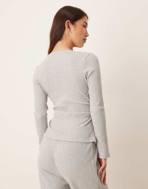 ASOS DESIGN - Grå superblød slå-om-top i blandet ribstrik, 3 af 4