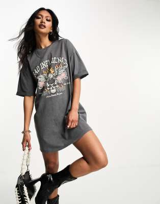 ASOS DESIGN – Grå t-shirtklänning i minilängd med uppvikta ärmar och tryck