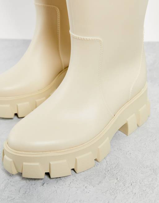 White on sale plateau boots