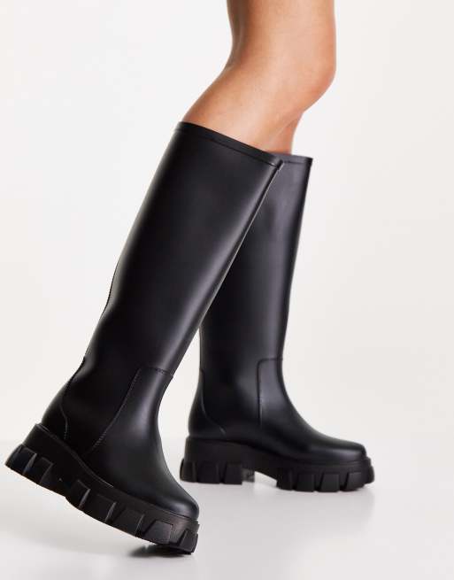 ASOS DESIGN Gracie Kniehohe Regenstiefel in Schwarz mit dicker Sohle ASOS