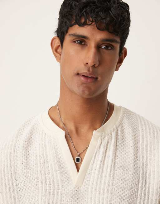 ASOS DESIGN – Gräddvit, boxig t-shirt i oversize med v-ringning, sänkt axelsöm och textur , 4 av 4