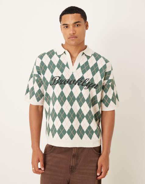 ASOS DESIGN – Gräddvit, grön, stickad och avslappnad pikétröja med argylemönstrad och 'Brooklyn'-tryck - view 1