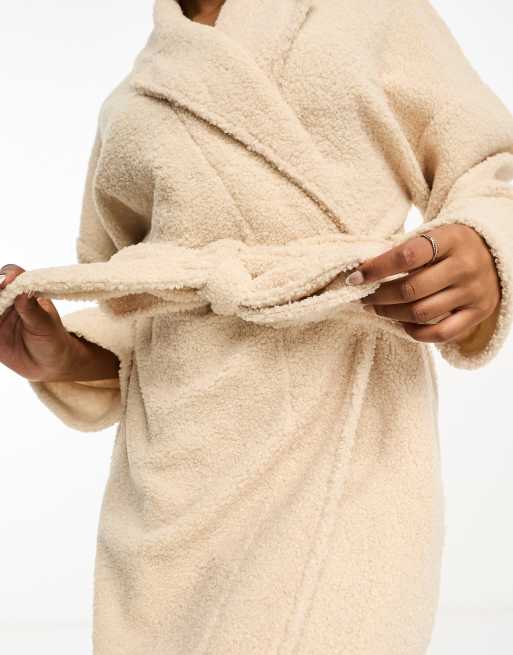 ASOS DESIGN – Gräddvit lång morgonrock i teddy, 3 av 4