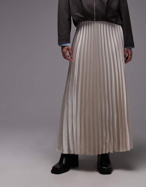 ASOS DESIGN – Gräddvit, plisserad maxikjol i satin, 4 av 5