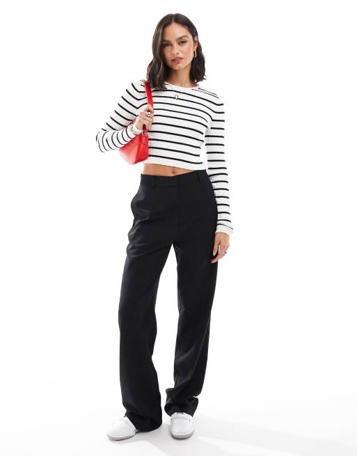 ASOS DESIGN – Gräddvit, randig, stickad topp med långa ärmar och rund halsringning, 3 av 4
