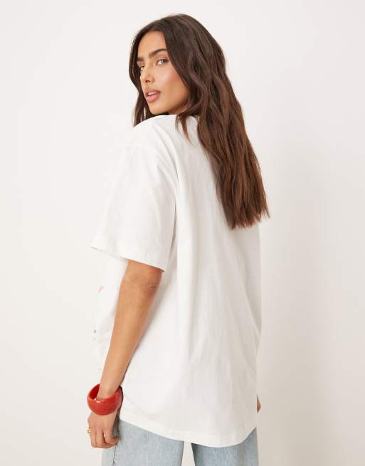 ASOS DESIGN – Gräddvit t-shirt i oversize med olivtryck, 3 av 4