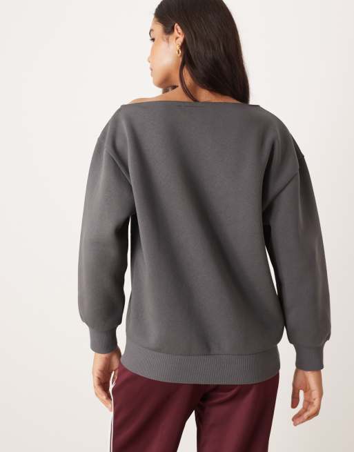 ASOS DESIGN – Grafitowa bluza dresowa oversize z odsłoniętym ramieniem, 2 z 4