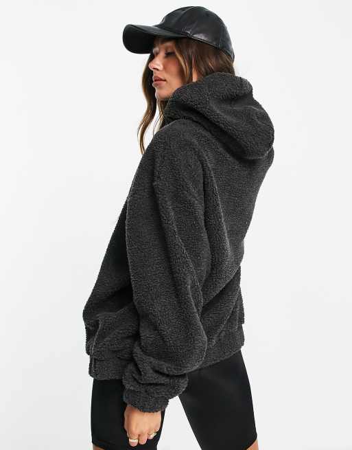 ASOS DESIGN – Grafitowa bluza z kapturem oversize z polarowego kożuszka, 2 z 4