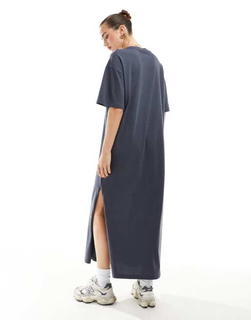 ASOS DESIGN – Grafitowa t-shirtowa sukienka oversize midaxi, 4 z 4