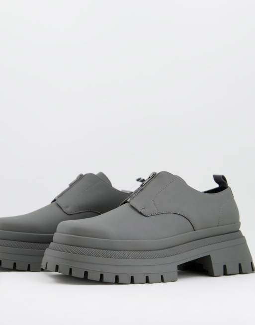 ASOS DESIGN – Grafitowe buty z imitacji skóry z zamkiem z przodu na grubej podeszwie