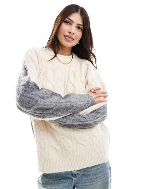 ASOS DESIGN – Grafitowo-kremowy sweter z dzianiny o warkoczowym splocie, 4 z 4
